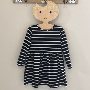 VGUC 3T (90) Hanna Andersson B&W Striped Dress!